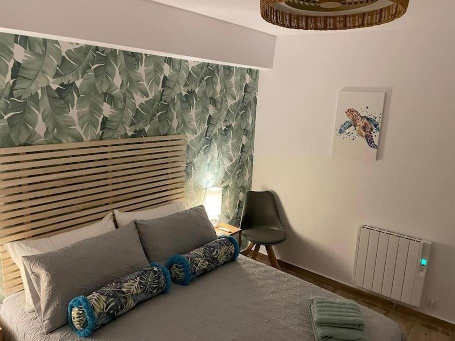 Waterfront 3 Bed Apartment, 90M From The Beach Platja de Larenal Bagian luar foto
