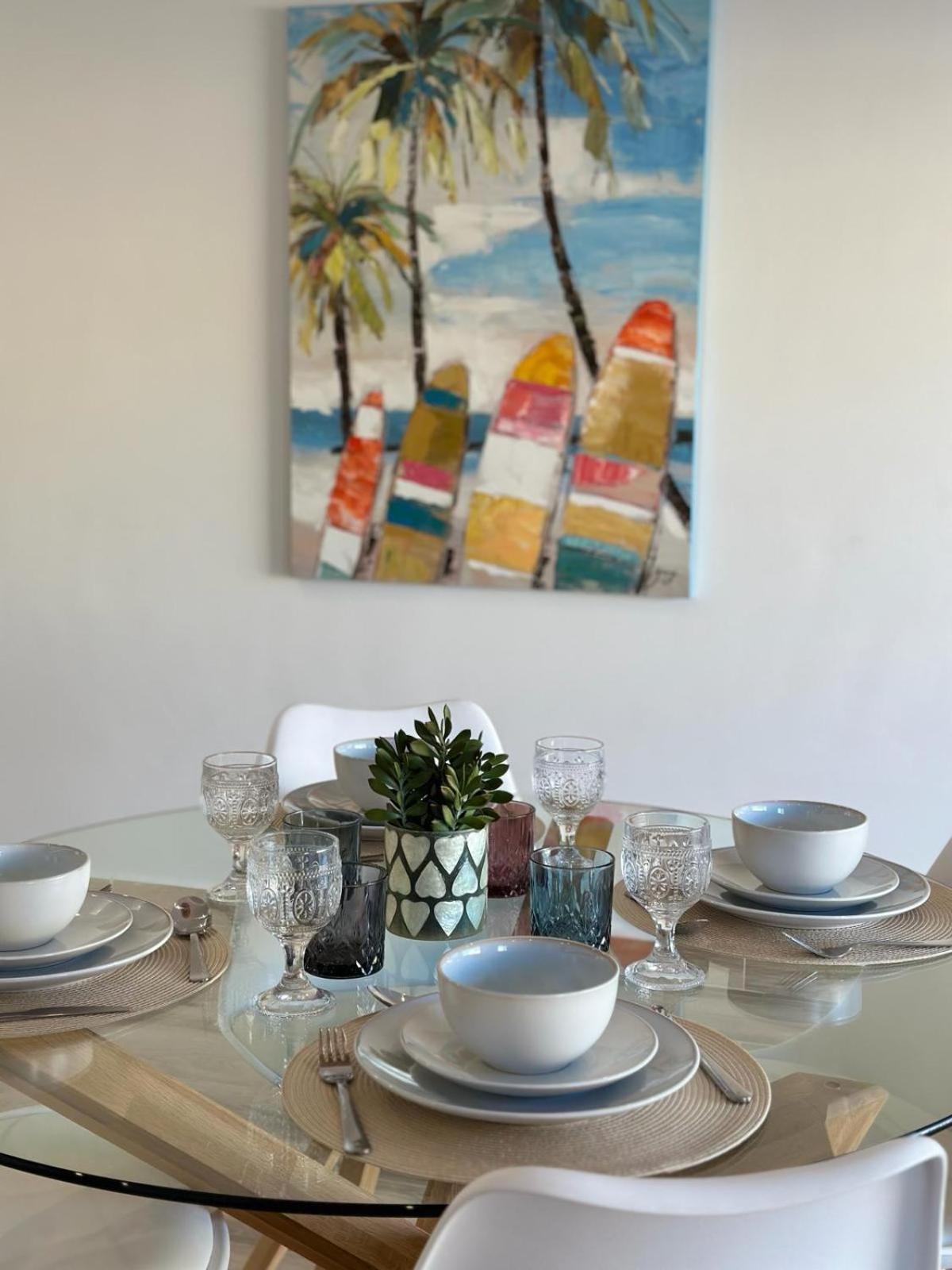Waterfront 3 Bed Apartment, 90M From The Beach Platja de Larenal Bagian luar foto