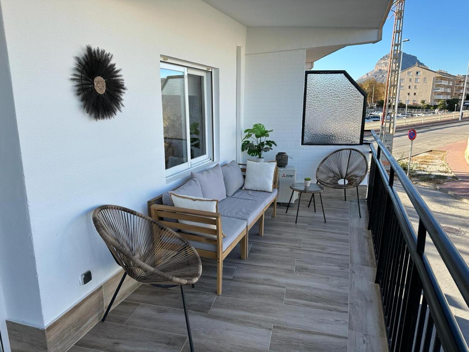 Waterfront 3 Bed Apartment, 90M From The Beach Platja de Larenal Bagian luar foto